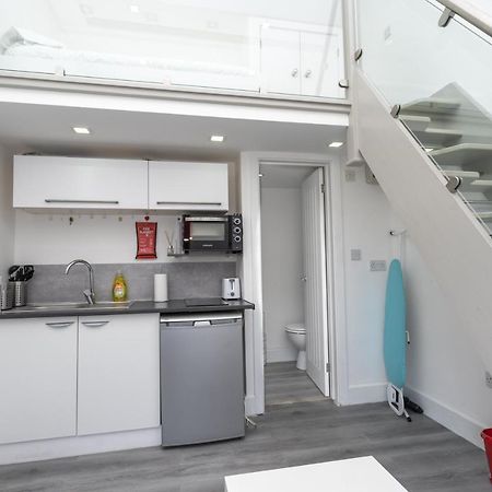 Modern & Stylish Studio In Reading Centreアパートメント エクステリア 写真