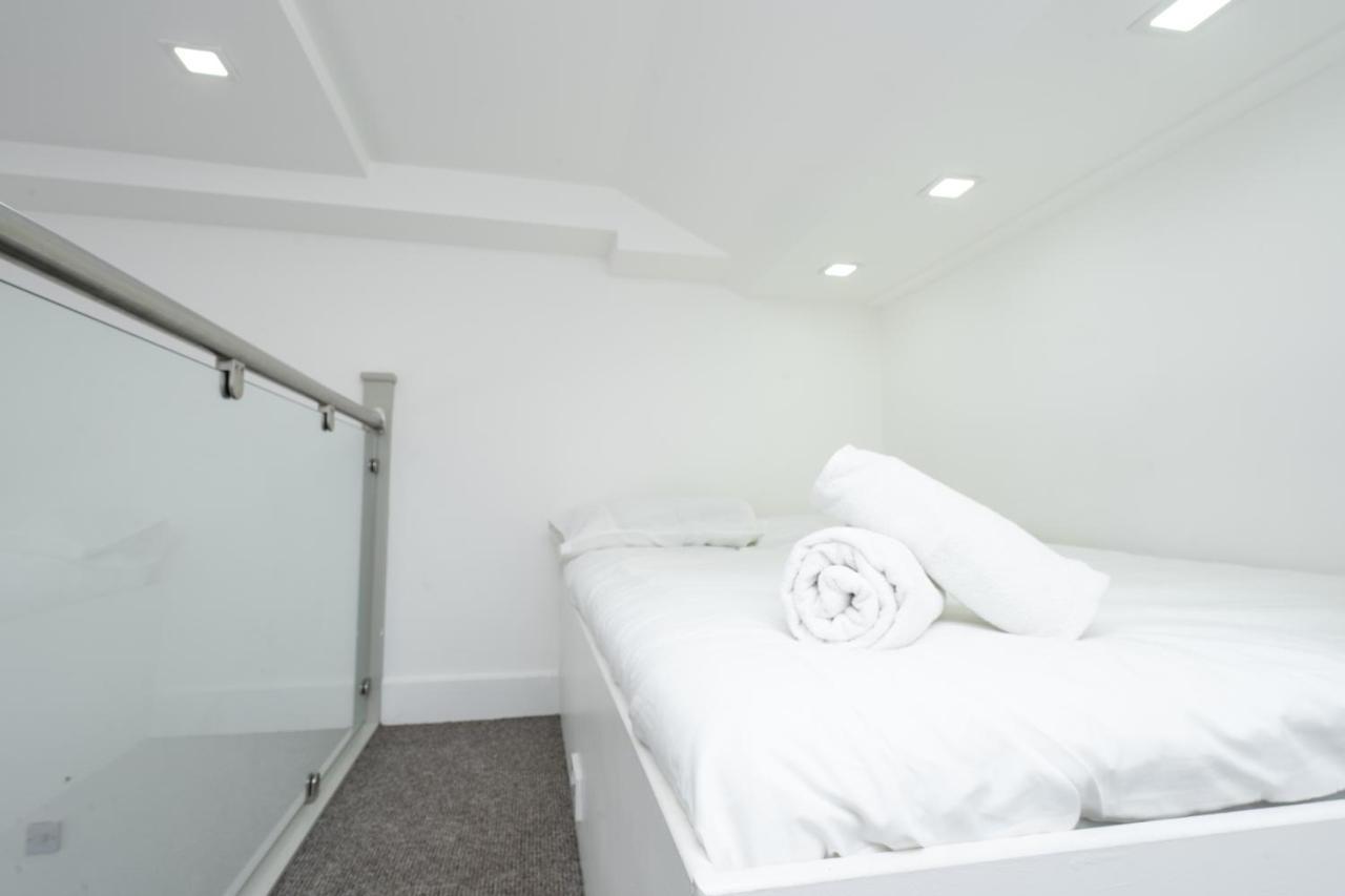 Modern & Stylish Studio In Reading Centreアパートメント エクステリア 写真